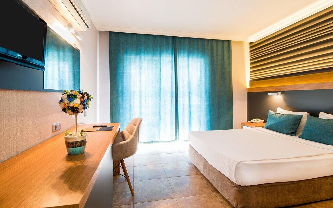 Club Hotel Sunbel Beldibi  Bagian luar foto