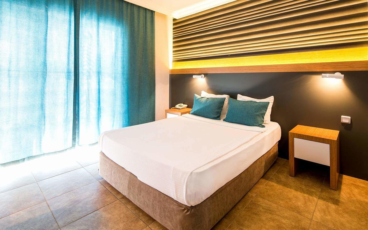 Club Hotel Sunbel Beldibi  Bagian luar foto